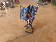 Warhammer Fantasy The Old World Empire Imperium Griffin Standard picture
