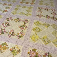 Antique 1920s Hand Quilted Patchwork Quilt 76x 86