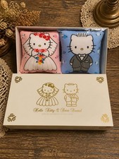 Sanrio Hello Kitty & Dear Daniel Wedding Cushion Set, Vintage 2000-2001 picture