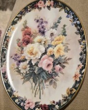 Vintage 1996 Bradford Exchange Lena Liu Floral Cameos 