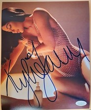 Kylie Jenner Signed 8x10 Authentic  Photo - Autograph with Tamper Proof JSA picture