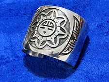 100g Arthur Lomayestewa Kachina SunFace HOPI Guild Sterling Silver Cuff Bracelet picture
