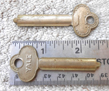 2 Vintage YALE padlock Key Blanks picture