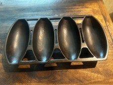RARE WAGNER Cast Iron Vienna Bread Pan No. 4 picture