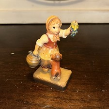 Anri Club “Harvest Helper” Figurine 4” Tall - Ferrandiz - Read Details picture