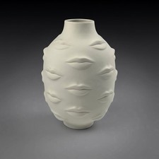 Jonathan Adler Gala Muse Vase White Matte Porcelain Lips 9.5
