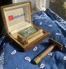 1930s Era Antique Vintage Gillette Aristocrat Razor & 1957 Diplomat C1 With Case picture