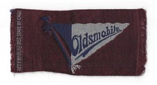 c1910 S100 Tobacco Silk - Automobile Pennants Series - Oldsmobile - Design Error picture