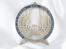 Wallace 1973 Sterling Silver Peace On Earth Doves Christmas Ornament 33 Grams picture
