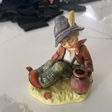 Vintage 1976 Goebel Hummel Figurine “Coffee Break” #409 Special Edition No. 8 picture
