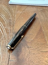 Vintage Montblanc 320 Fountain Pen 14K Fine (F) Nib Black picture