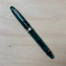Omas Ojiva Vision Emerald Green Hi-Tech Finish Fountain Pen F picture