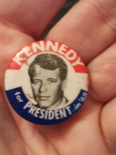 Vintage 1968 Kennedy For President RFK/ Robert F. Kennedy Button Pin Back 3 1/2
