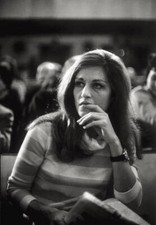 The Italian-French singer Dalida has participated in the 17th Sanr- 1967 Photo 3 picture