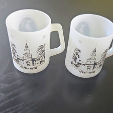 Vintage Federal Milk Glass Coffee Mugs 1776-1976 Bicentennial Independence Set 2 picture