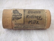 VINTAGE DOAN'S KIDNEY PILLS EMPTY WOOD TUBE/BOTTLE PAPER LABEL USA MEDICINE LOOK picture