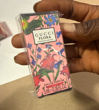Gucci Flora Gorgeous Gardenia Eau de Parfum Mini 5 ml / 0.16 fl oz picture