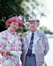 Keeping Up Appearances (TV) Patricia Routledge, Clive Swift 10x8 Photo picture