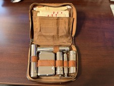WWII Era 1940s German Toiletry Hygiene Kit  With Original Contents picture