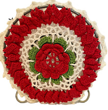 VINTAGE 1950s RED ROSE CROCHETED NAPKIN HOLDER GRANNYCORE FARMHOUSE picture