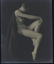 Female nude in studio, Salon de Paris 1927 vintage silver print 24.5 picture