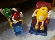 Vintage M&M's Yellow Lazy Boy Chair Recliner Candy Dispenser 1999 & Wild Thing picture