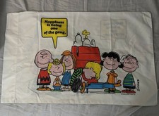 VTG 1971 Peanuts Snoopy Friends Happiness Pillowcase Standard USA Charlie Brown picture