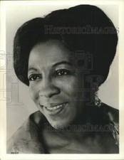 1969 Press Photo Opera Soprano Ella Lee - lrx76259 picture