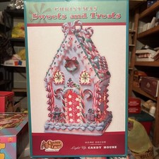 Cracker Barrell Christmas Sweets And Treats Light Up Candy House picture