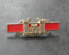 US ARMY COMBAT ENGINEER AWARD LAPEL PIN BADGE 1.5 INCHES picture
