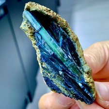 62G Natural vivianite ludlamite Quartz Crystal Mineral Samples /Brazil picture