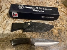 Smith & Wesson SW-306 Deluxe Bowie Knife picture