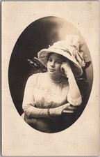 c1910s Studio Photo RPPC Postcard Pretty Young Woman in Large Hat / Fashion picture