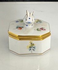 Herend Hungary Hand Painted Bunny Rabbit Hexagon Shaped Trinket Box, 6020/MF picture