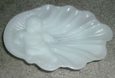 Vintage Avon Milk Glass Cherub Angel Soap Trinket Jewelry Dish picture