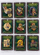 ￼ Folkwear Boyd’s Bears and Friends Lot of 9 Enamelled  Lapel Pins Great Gift picture