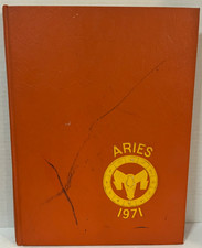 Yearbook Rockville High School ARIES 1971 Rockville, Maryland Volume III picture