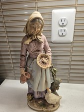 Home Interior Old Woman #8816 Excellent Condition Homco picture