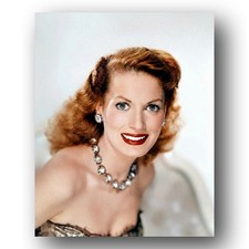 Maureen O'Hara Photo 8x10 1950s Irish Actress  Portrait-3 picture