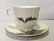 Vtg. Mayfair Bone China Teacup & Saucer Set w/Gold Trim Excellent Condition picture