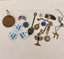 Vintage Judaica Jewelry & Collectibles Lot Star of David Menorah Pins Pendants picture