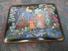 Vintage Palech Porcelain Trinket box, Russian Art of stunning detail / Pristine  picture