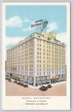 Hotel Detroiter Detroit Michigan 1936 Linen Postcard Woodward Adelaide picture