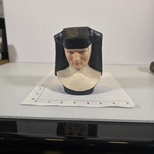 Hummel Nun 