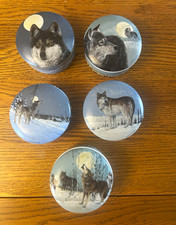 Princeton Gallery Arctic Majesty Wolves Porcelain music Boxes Set of 5 1990s. picture