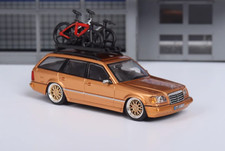 Mortal 1:64 Gold VIP S124 E300 Wagon Roof Bike Model Diecast Metal Car picture
