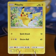 Pokémon Pikachu 19/68 2019 Set Original English - NM+ picture