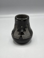 Vintage  Kinlicheni Navajo Pottery Native American Vase Blackware  picture