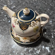 Biltmore The Vanderbilt Porcelain Teapot. picture