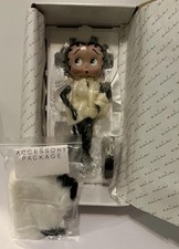 DANBURY MINT BETTY BOOP DRESSED TO PERFECTION FIGURINE DOLL BOX SHIPPER L.E. NEW picture